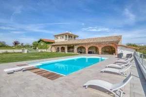 Family villa at 1H15 from Lyon - Chalain-le-Comtal