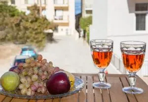 LUCKY SUITES-Luxury Stay for Adults Only in Rethymno - Roussospítion