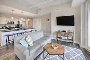 Luxe Manistee Condo with Balcony and River Views! - Onekama