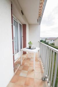 Appartements Le coquet - Balcon - Proche gare - Parking : photos des chambres