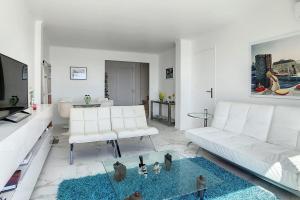 REF 1769 - Cannes - Sea view penthouse for rent