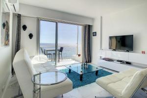 REF 1769 - Cannes - Sea view penthouse for rent
