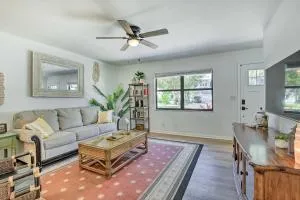 Central Gulfport Home Less Than 1 Mi to the Beach! - غولفبورت