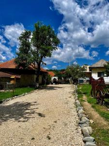 Casa bunicilor din Leresti