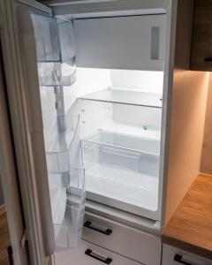 Batorego 16 Red Prywatne mieszkanie 300m od Metro Pole Mokotowskie i SGH Samodzielne Zameldowanie! Self Check-in System!