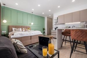 Area2 Center Luxury Apartment 