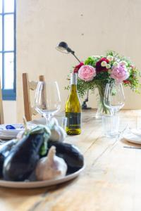 Sunny Stylish Spacious Loft in Old-Port