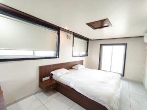 Hotel Sardar Rooms