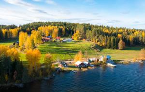 Hugsnäset Semesterstugor och Fiske