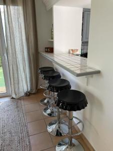 Les restanques maison des chênes vue mer 6 personnes