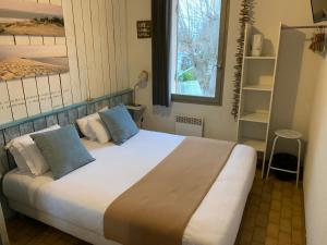 LOGIS HOTELS - Hotel et Restaurant L'Oceana : photos des chambres
