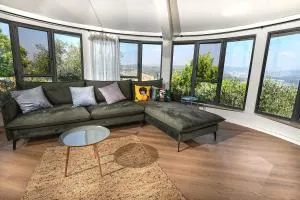 בית מול ירח - 马阿洛特塔施哈