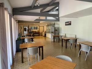 LOGIS HOTELS - Hotel et Restaurant L'Oceana : photos des chambres