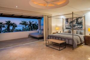 Stunning 6bd Villa in Palmilla! Fully Staffed w Chauffeur and Yacht included!