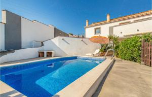 Gorgeous Apartment In Manilva