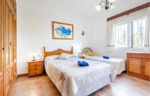 Amazing Apartment In Manilva