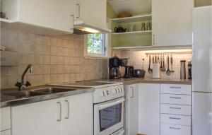 Awesome Home In Ronneby With Wifi