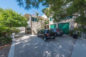 Apartments by the sea Brela, Makarska - 20186 
