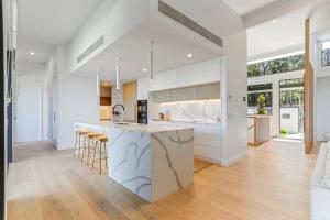 Luxury Holiday Living, Noosa Heads