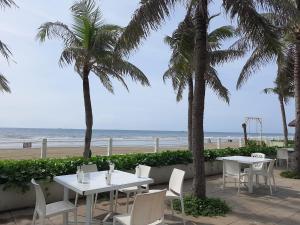 Aria Resort- Căn hộ nghỉ dưỡng tầng 8 hướng biển, hồ bơi sát cạnh bãi tắm riêng (miễn phí)