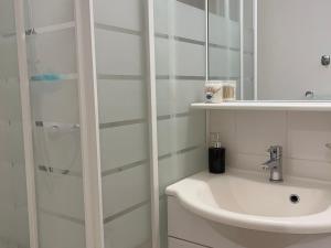 Studio confort 19m² au pied des pistes - 4 couchages - FR-1-515-149