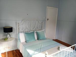 Quiet Private Central Cozy 3bdrm FREE parking