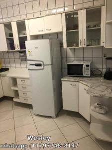 Refúgio Pé na Areia a 100 metros do Mar na Praia Grande