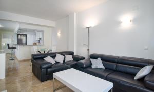 Rock Bay I 2392 beautiful seaview penthouse