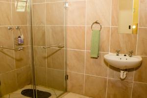 Rosedale Organic Farm Bed & Breakfast