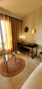 Hotels Hotel Scandola : Chambre Familiale avec Balcon