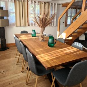 CHALET LA LOUVE, Courchevel 1650- 15 personnes Jacuzzi et Hammam Pistes 70 m,commerces 50m