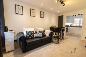 Spacious City Centre Apt Near Cathedral