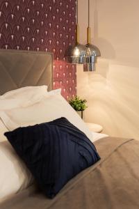 Pierrot & Pierrette Mesnicka