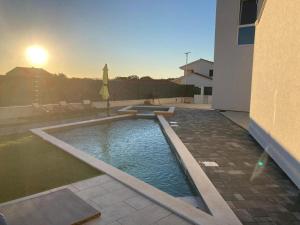 Beautiful Villa Silente with pool, whirpool and sa
