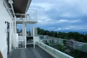 El Bien Hotel Tagaytay - Tabla