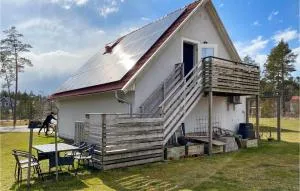 Amazing Apartment In Visby With Kitchen - Ekeby