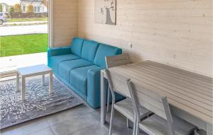 Lovely Home In Sianozety With Wifi