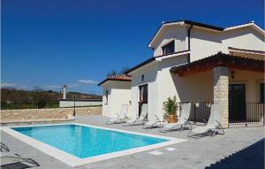 Stunning Home In Labin With Wifi, 4 Bedrooms And Outdoor Swimming Pool