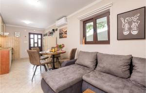 Lovely Apartment In Pobri With Wifi