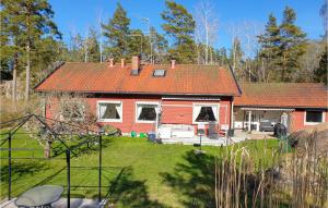 obrázek - Stunning Home In Trosa With Outdoor Swimming Pool, Wifi And 4 Bedrooms