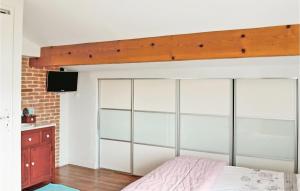 Lovely Home In Saint-Pée-Sur-Nivelle