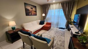 Aldridge Residence Tropical Suite - EMIRA
