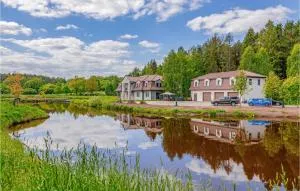 Amazing Home In Gniewino With Kitchen - Brzyno