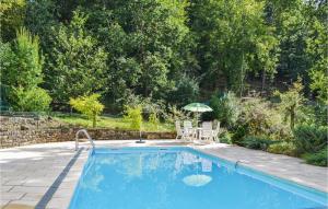 Maisons de vacances Nice Home In Groljac With 2 Bedrooms, Wifi And Outdoor Swimming Pool : photos des chambres