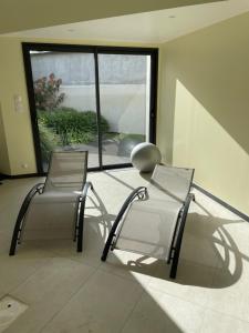 Studio cosy avec en option piscine accessible de avril à octobre