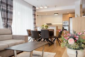 Penthouse Eliza - Coressi