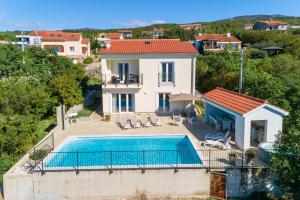 Holiday Home Aqua 