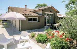 Cozy Home In Staubin De Cadelech