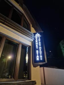 Garnet Star Apartments 1