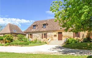 Maisons de vacances Beautiful home in Montferrand-du-Perigor with Outdoor swimming pool, WiFi and 6 Bedrooms : photos des chambres